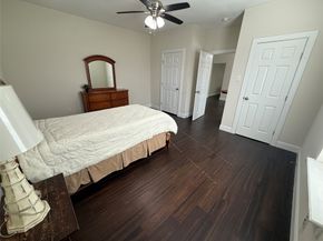 7125 Avenue E, Houston TX 77011