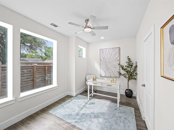 4011 Ward Street, Houston TX 77021