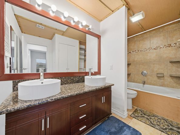 7900 N Stadium Drive 59, Houston TX 77030