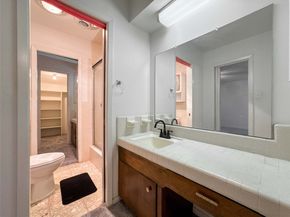 5126 Berry Creek Drive, Houston TX 77017