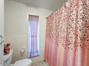 5126 Berry Creek Drive, Houston TX 77017