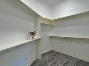 10127 Grover Ln, Houston TX 77041