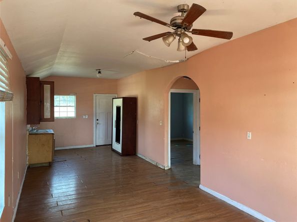 3425 King Street, Houston TX 77026