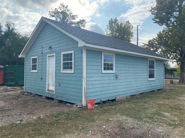 3425 King Street, Houston TX 77026