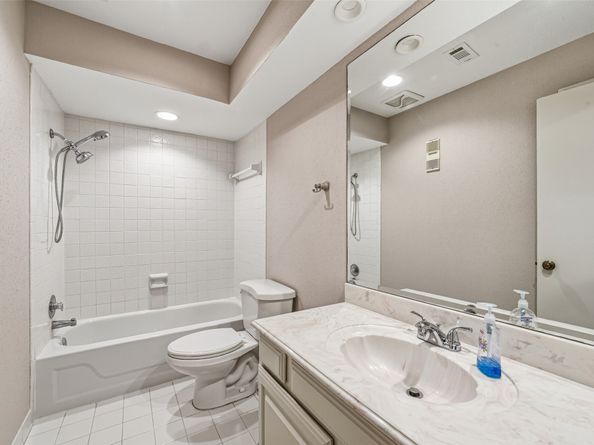 15159 Kimberley Court 38, Houston TX 77079