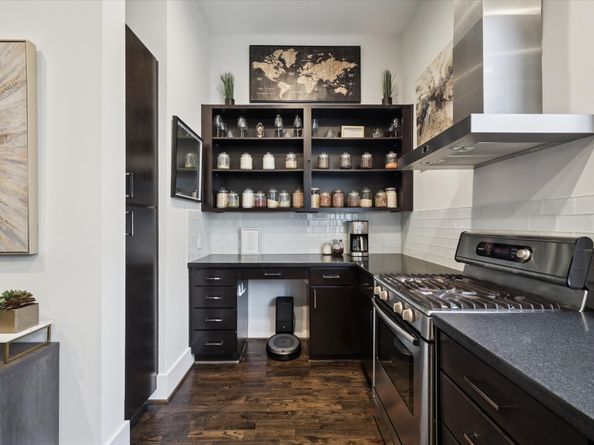 1717 SILVER Street, Houston TX 77007