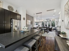 1717 SILVER Street, Houston TX 77007