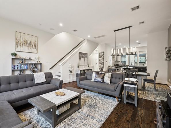 1717 SILVER Street, Houston TX 77007