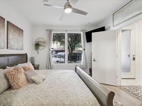 1717 SILVER Street, Houston TX 77007