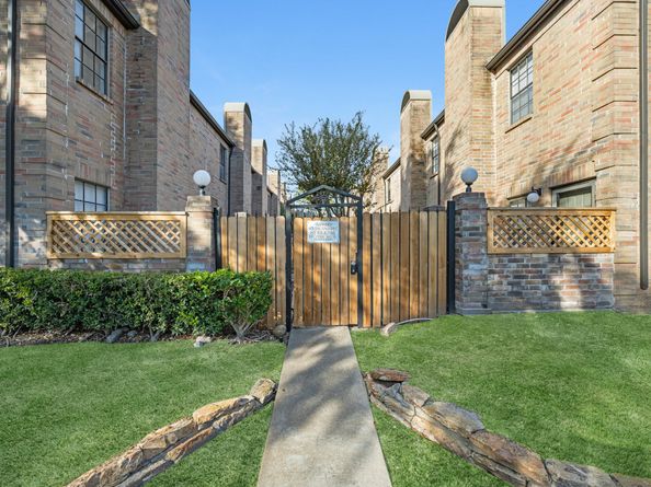 9800 Pagewood Lane 3103, Houston TX 77042