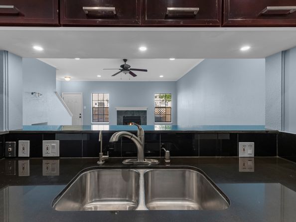 9800 Pagewood Lane 3103, Houston TX 77042