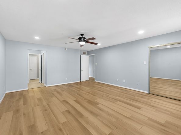 9800 Pagewood Lane 3103, Houston TX 77042