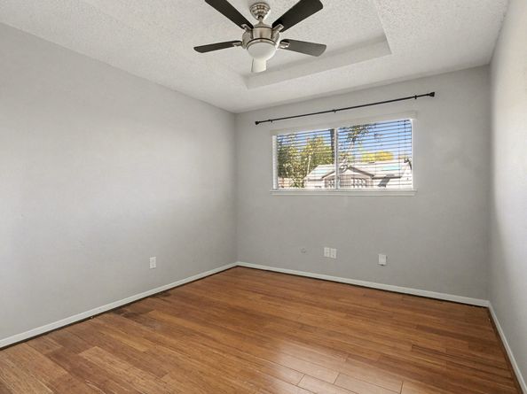 3407 South Briar Knoll Drive, Houston TX 77082