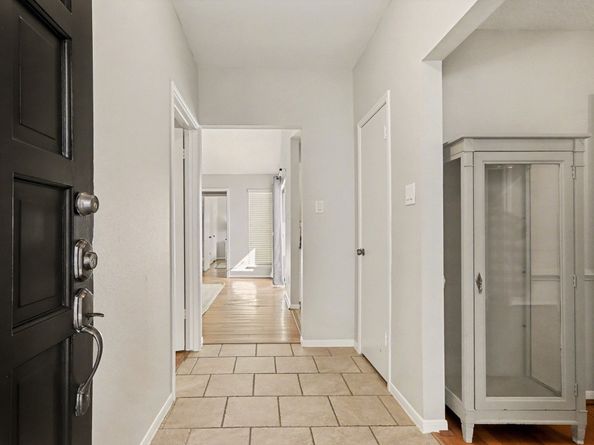 3407 South Briar Knoll Drive, Houston TX 77082