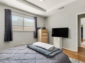 3407 South Briar Knoll Drive, Houston TX 77082