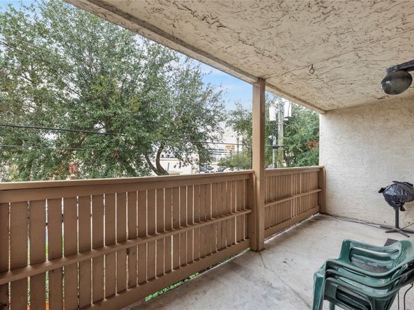 8525 Hearth Drive 21, Houston TX 77054