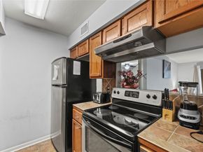 8525 Hearth Drive 21, Houston TX 77054