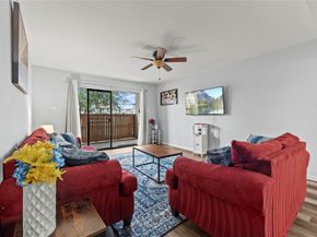 8525 Hearth Drive 21, Houston TX 77054