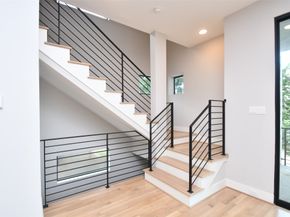 818 Knox Street, Houston TX 77007