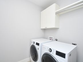 818 Knox Street, Houston TX 77007