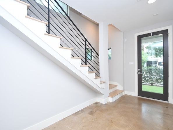 818 Knox Street, Houston TX 77007