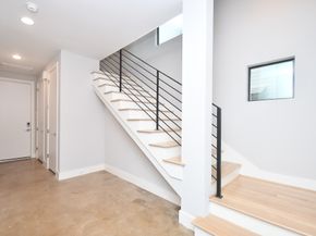 818 Knox Street, Houston TX 77007