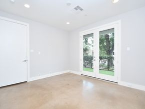 818 Knox Street, Houston TX 77007