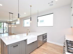 818 Knox Street, Houston TX 77007