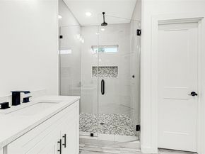 9316 Waller Street, Houston TX 77012