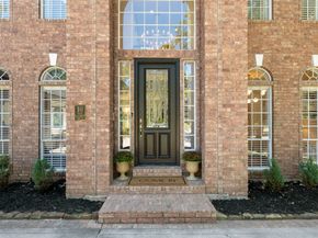 10 E Lakemist Circle, The Woodlands TX 77381