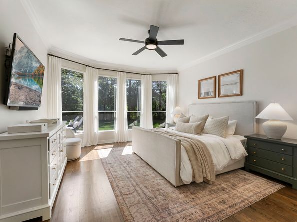 10 E Lakemist Circle, The Woodlands TX 77381