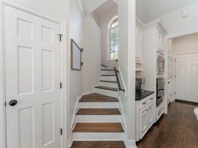 10 E Lakemist Circle, The Woodlands TX 77381