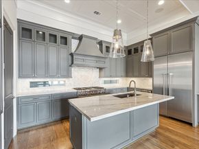 2103 Argonne Street B, Houston TX 77019