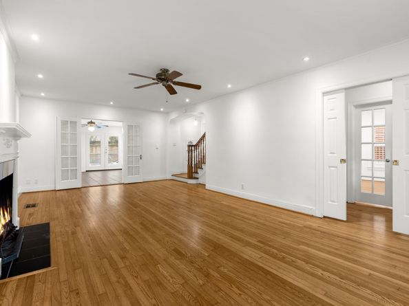 2409 Dryden Road, Houston TX 77030