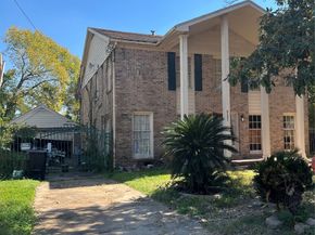 5121 Grantwood Street, Houston TX 77004