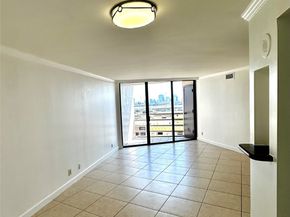 3525 Sage Road 1406, Houston TX 77056