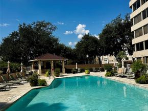 3525 Sage Road 1406, Houston TX 77056