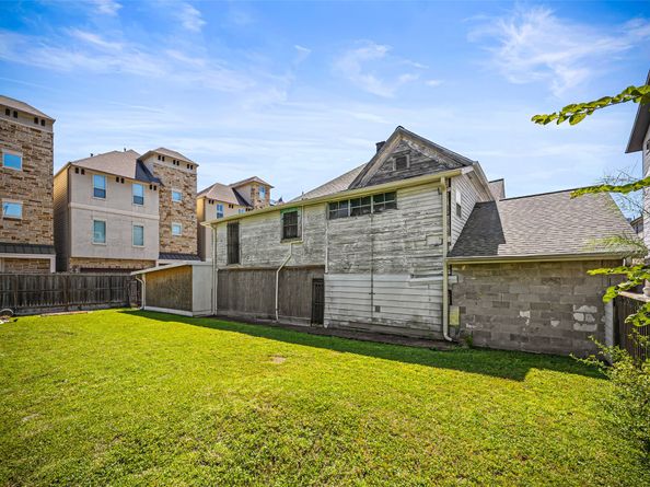 1214 Edwards Street, Houston TX 77007