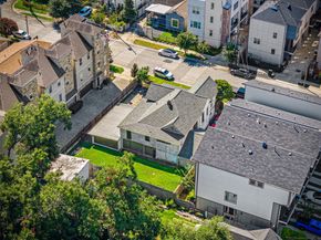 1214 Edwards Street, Houston TX 77007