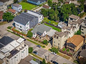 1214 Edwards Street, Houston TX 77007