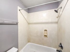 1831 Mickle Creek Drive, Houston TX 77049