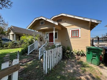 1109 Walton Street