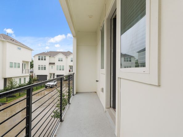 709 Sienna Palm Lane, Houston TX 77008