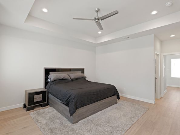709 Sienna Palm Lane, Houston TX 77008