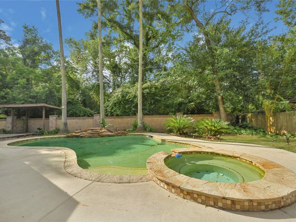 13322 Castlecombe Drive, Houston TX 77044