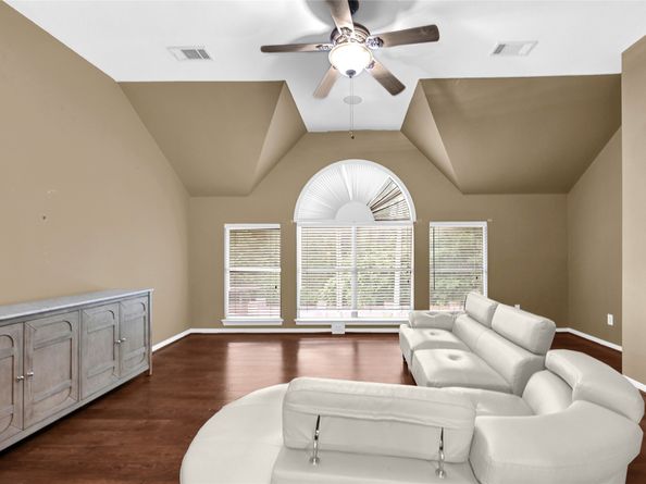 13322 Castlecombe Drive, Houston TX 77044