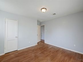 5322 Westover Street, Houston TX 77033