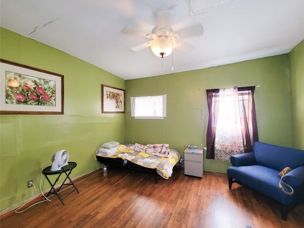 418 Bishop Street, Houston TX 77009