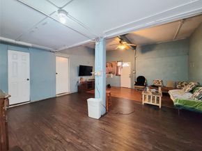 418 Bishop Street, Houston TX 77009