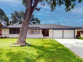 210 Outlook Drive, Houston TX 77034